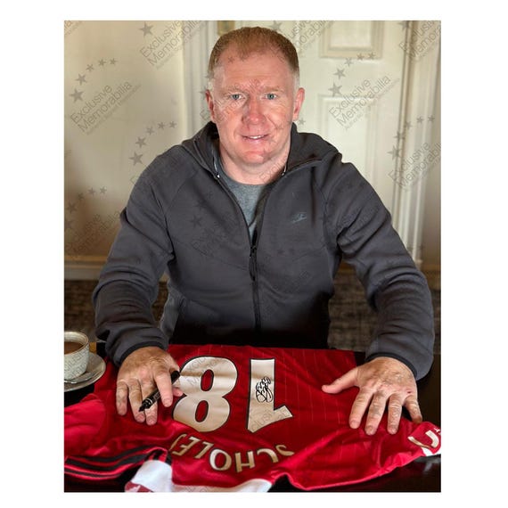 ポール・スコールズ直筆サイン入りマンチェスター・ユナイテッド 2022