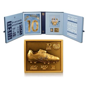 Sergio Aguero Signed Manchester City Legends Collectors Box Set image 1