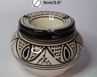 Medium 350g Ashtray Windproof Odour-Free Moroccan Ceramic Hand-Painted Handmade Smokeless Arabic Style Timeless Elegant Style Handcrafted