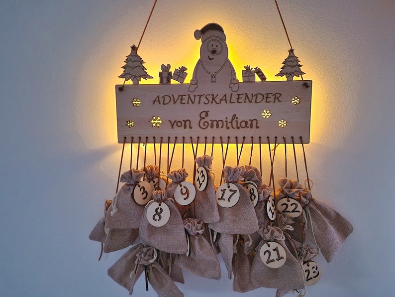 Personalisierter Adventskalender mit LED-Beleuchtung / Adventskalender zum Befüllen / Weihnachten / Jutesäckchen / Kinder Bild 3