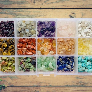Crystal Chip Beads – 800+ Mixed Gemstone Chips for DIY Jewellery Making