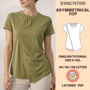 Könnte beinhalten: Ein olivgrünes, asymmetrisches Oberteil mit kurzen Ärmeln. Das Oberteil hat eine diagonale Naht auf der Vorderseite und einen gerafften Ausschnitt. Das Bild enthält eine Schnittmusterzeichnung und den Text "SEWING PATTERN ASYMMETRICAL TOP".