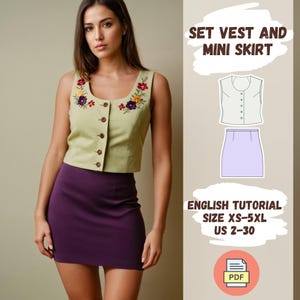 Op de afbeelding: Een PDF-naaipatroon voor een vest- en minirok-set. Het patroon bevat een Engelse tutorial en is verkrijgbaar in de maten XS-5XL (NL 34-50). Het vest is groen en heeft bloemenborduurwerk. De rok is paars.