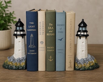 Sujetalibros o tope de puerta de hierro fundido con forma de faro vintage. Estilo náutico, costero o playero. Juego de 2 piezas para decoración del hogar.
