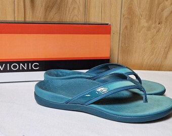 Vionic Islander Toe Post Sandals Teal Ombre Womens 7 UK 5 EU 38 Beach Vacation Built-in Arch Support Comfort Thong Flip Flop