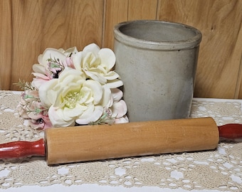 Vintage 1940's - 1950's Era Wooden Rolling Pin With Red Painted Handles Baking Farmhouse