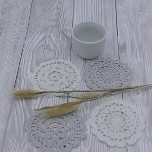 Crochet doilies, set of 6 around 9 cm, decorative doilies, colored, artificial crochet, beautiful image 2