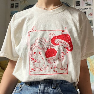 Frosch Shirt, Pilz Shirt, Graphic Tee, Cottagecore