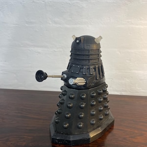 Doctor Who: Dalek negro poco común