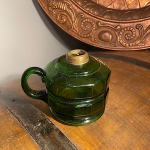 Antique Oil lamp, Green Glass Oil lantern, Kerosene Oil lamp in Finger Oil...