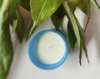 Handmade candle Jasmine & sandalwood scented