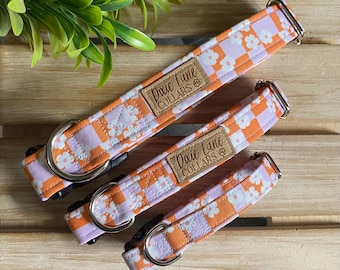 Hondenhalsband met geruite madeliefjes, oranje en roze hondenhalsband met fijne bloemen, retro geruite halsband, Dixie Lane-halsband