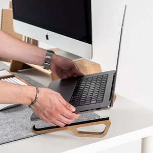 Support pour ordinateur portable en bois, Support pour ordinateur portable pour bureau, Support pour ordinateur portable portable, Support pour ordinateur portable pour bureau, Support pour Macbook, Télétravail, Station d'accueil en bois pour ordinateur portable image 4