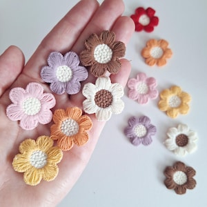 Mini Floral Patches: Sew-On Flower Embroidery (3cm)