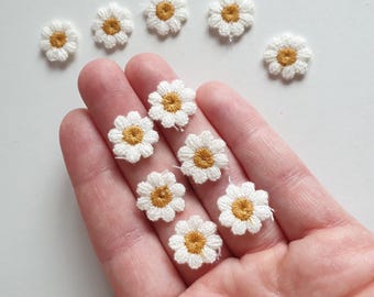 Mini 3D Daisy Patches: Sew-On Floral Appliques, Set of 5