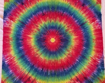 Tie Dye Tapestry: Wall Art, Tapestry Design, Rainbow Bullseye (Small 3.5 feet x 4 feet)
