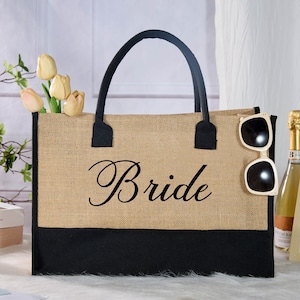 Personalized Tote Gift Bags,Bridesmaid Beach Tote Bag,Name Jute Bags,Custom Burlap Tote Bag for Bride,Bridesmaid Gifts Bag,Bachelorette Gift