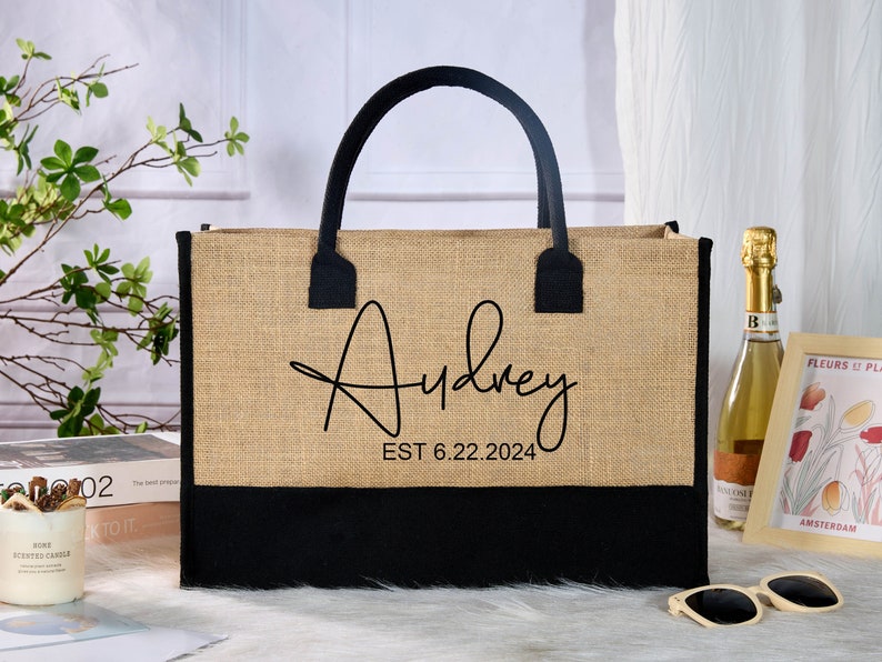 Personalized Tote Gift Bags,Bridesmaid Beach Tote Bag,Name Jute Bags,Custom Burlap Tote Bag for Bride,Bridesmaid Gifts Bag,Bachelorette Gift image 2