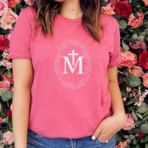 Marian Shirt, Catholic Shirt, Catholic Tee, Mary Shirt, Trad, Catholic T-shirt, Catholic Gift, Marian Tee, Mary Tee