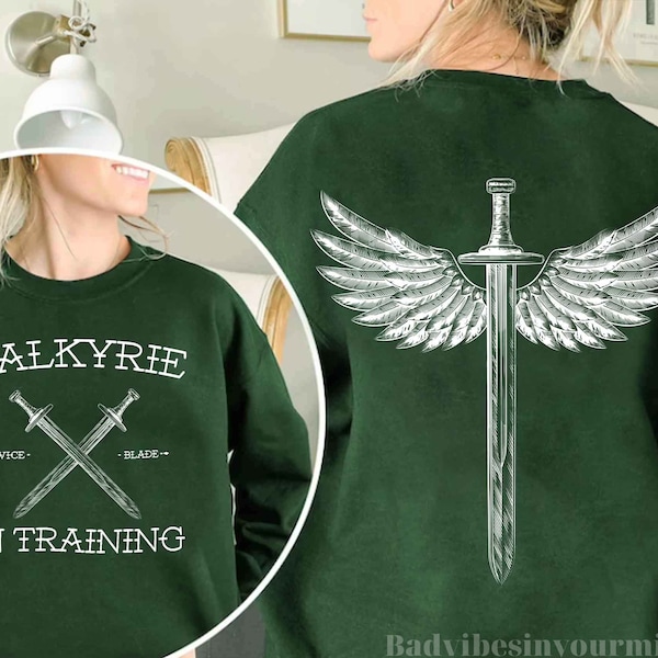 The Night Court, Valkyrie in Training Crewneck Sweatshirt T-Shirt, A Court of Silver Flames, A Court of Thorns and Roses Court of Dreams