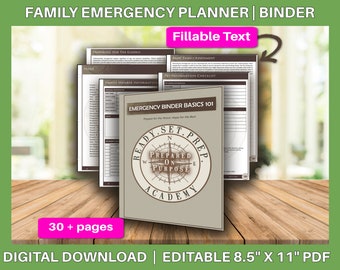 Könnte beinhalten: Ein digitaler Download eines druckbaren Familien-Notfallplaners. Der Ordner ist 21,6 cm x 27,9 cm groß und hat über 30 Seiten. Das Cover zeigt einen Kompass mit dem Text "Ready. Set. Prep. Prepared On Purpose Academy".