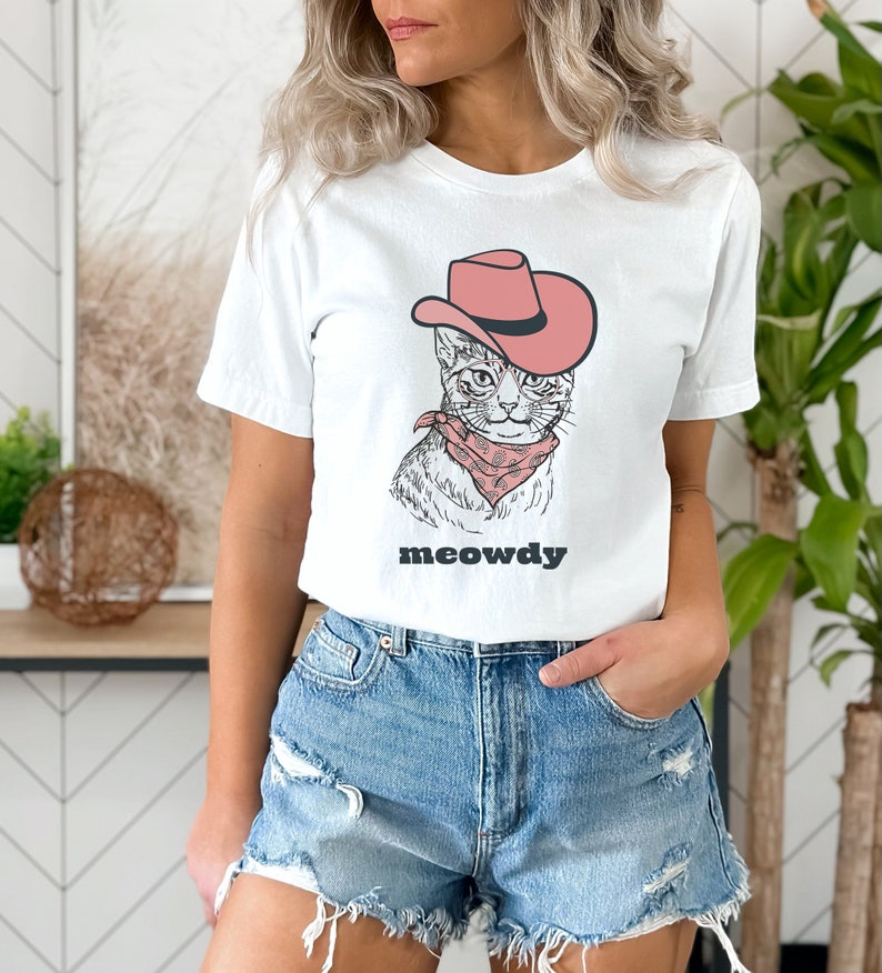 Meowdy Shirt, Cat with Pink Cowboy Hat Shirt - Funny Meme T-Shirt for Cat Lovers, Gift for Cat Moms, Trendy Shirts for Country Girls White