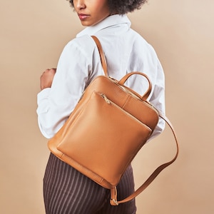 Sac à dos convertible en cuir noir, sac à bandoulière 2 en 1 en cuir souple, sac à dos en cuir italien véritable, petit sac à dos pour femme Camel Brown