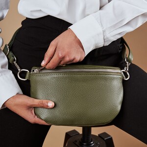 Bolso pequeño de la cadera del vago de la cintura de las mujeres bolsos cruzados del paquete de Fanny con la bolsa del bolsillo delantero imagen 3