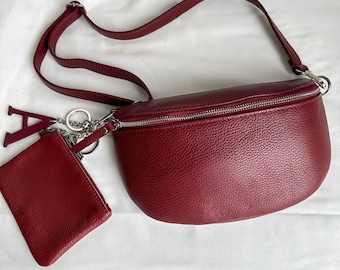 Sac banane en cuir rouge pour femme, sac banane de voyage personnalisé, cadeau pour elle