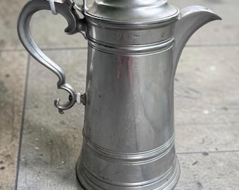 Cafetera Wilton Armetale grande vintage de 29 cm con tapa, estilo taberna, fabricada en EE. UU. (RWP)