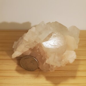 Apophyllite with Heulandite