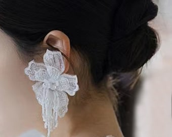 Flower Beaded Earrings - White Fairy Floral Earrings - Lily of the Valley Earrings - Wedding Earrings - Aesthetic Jewelry Gift for Her