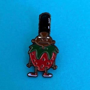 Enamel Pin| hey Arnold! | Lapel pin| Nickelodeon brooch| Gerald Halloween | Gen z y2k millennial throwback cartoons