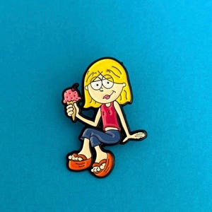 Enamel Pin| Lizzie McGuire | Lapel pin| Disney channel y2k nostalgia