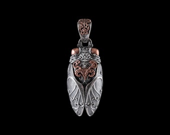 Silver Cicada Pendant. Insect Jewelry. Silver Jewelry. Silver Necklace. Bug Lover Gift. Gift for him/ her. Coppertist.wu.
