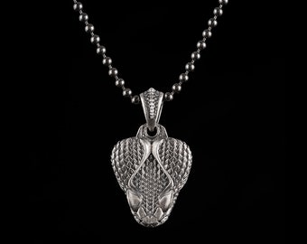 Silver Rattlesnake Head Clip Pendant•reptile lovers gift•snake decor•viper gift.