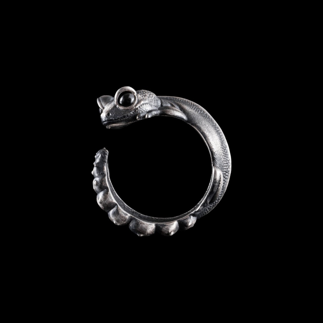 Knob Tail Gecko Ring in Gift Special Reptile - With Gift. UK Gift. Eyes for Lover. Etsy Lover Gecko Christmas . Silver Gemstone Gift Ring. Silver