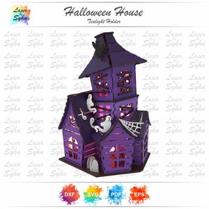 Op de afbeelding: Een paarse Halloween-huis theelichthouder met een spookachtig ontwerp. Het lasergesneden huis heeft een ontwerp met meerdere verdiepingen met spook- en spinnenwebaccenten. De tekst "Halloween House Tealight Holder" staat bovenaan.