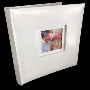 Bonded Leather White Photo Album holds 6&quot; x 4&quot; Photos ideal for Wedding or Engagement gift