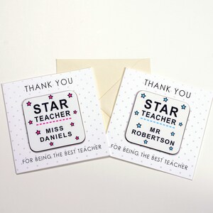 Le cadeau personnalisé de la carte de voeux Star Coaster pour enseignant est doté d'un dessous de verre amovible