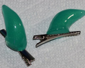 Jade Shimmer Horns (Glow-in-the-Dark)