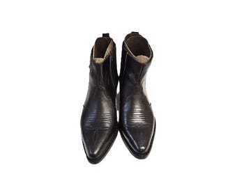 Stivaletti western vintage in pelle nera, nuovi con etichette – Made in Romania, taglie 6 e 8.5
