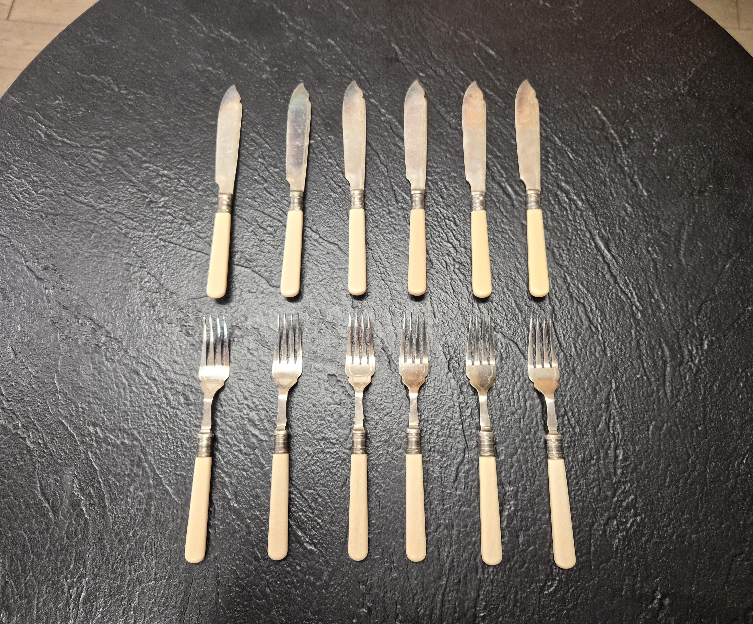 英国ヴィンテージ フィッシュナイフ＆フォーク 12本セット EPNS 英国ヴィンテージ フィッシュナイフ＆フォーク 12本セット EPNS