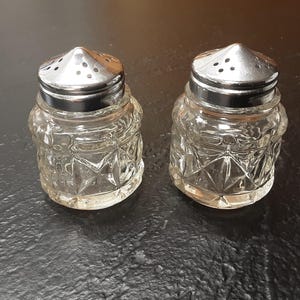 Vintage 1960-1980s Clear Cut Glass Salt and Pepper Shakers with Metal Screw Tops Depression Era Style Unmarked