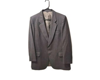 Blazer vintage Nino Cerruti de lã, cinza, tamanho 44RW37, estilo clássico alfaiatado, anos 1980-90, corte preppy/acadêmico.