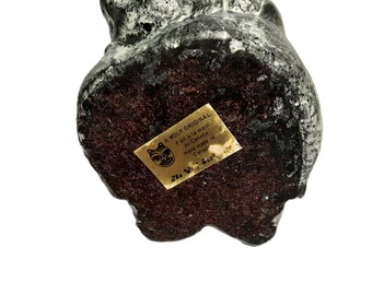 ヴィンテージソープストーン彫刻：印章付きイヌイットハンター - Wolf