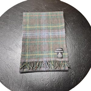 Vintage Holt Renfrew Lambswool Scarf – Antique Hunting Stewart Tartan Scotland