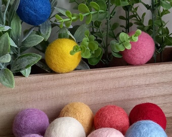 4 cm Felt Balls,Ball Garland -Craft Supplies-Wool Felt