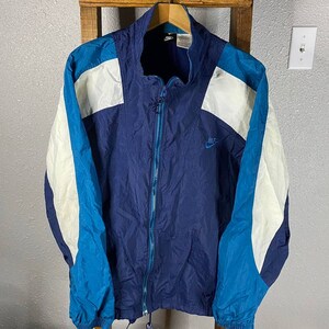 2200 “Jacket in Pouch” Pullover Windbreaker