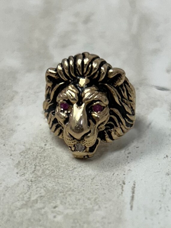 14kt Yellow Gold Ruby and Diamond Lion Ring